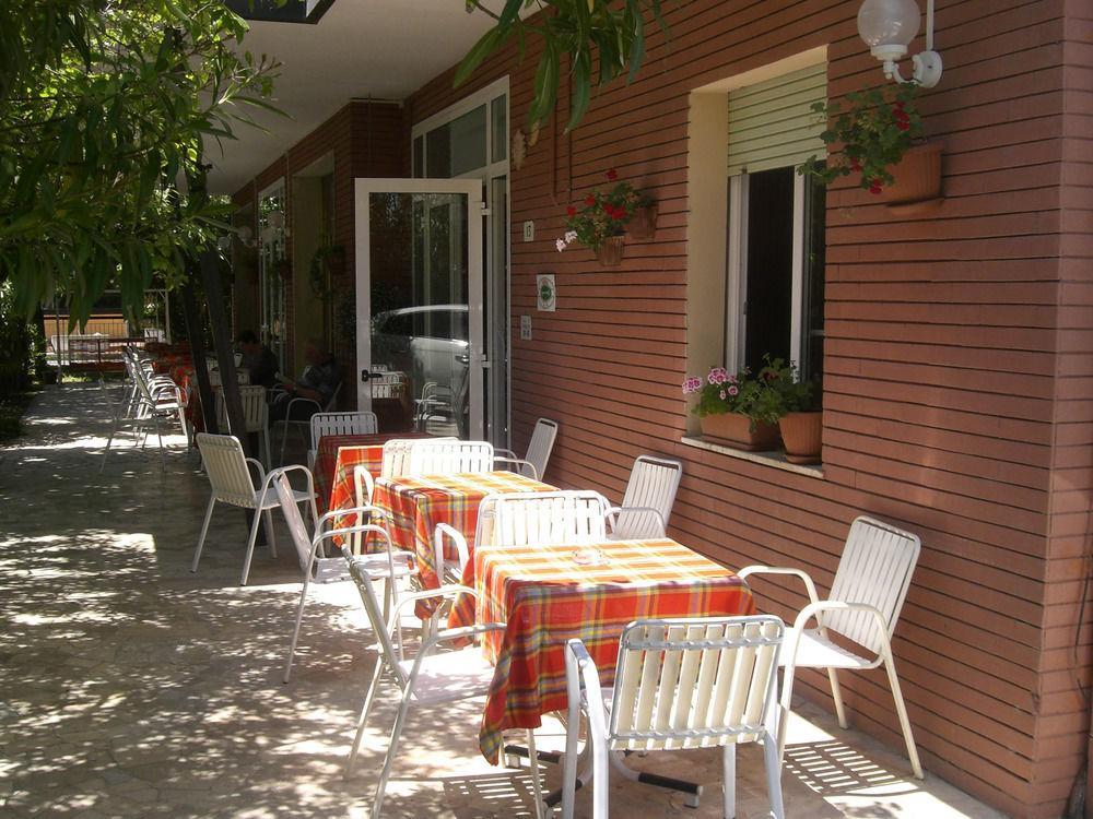 Hotel Marilena Viserbella di Rimini Exteriér fotografie